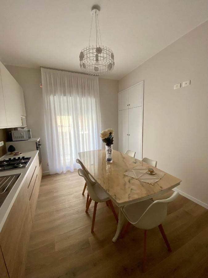B&B Quattro Tesori กานิกัตติ ภายนอก รูปภาพ
